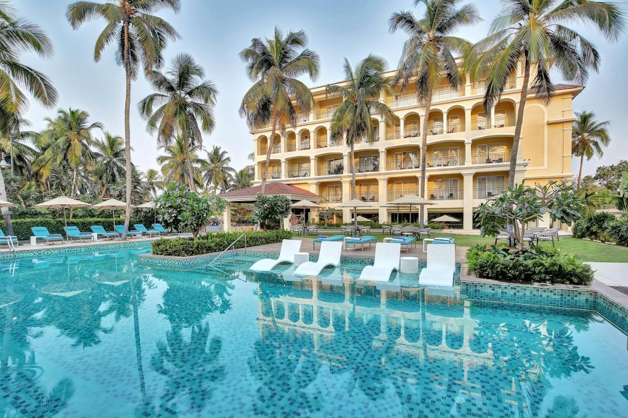 Holiday Inn Goa Candolim Exterior foto